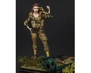 Paratrooper girl - 70 mm