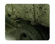 Projections boue noire