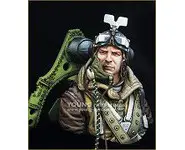 RAF Spitfire Pilot - 1/10